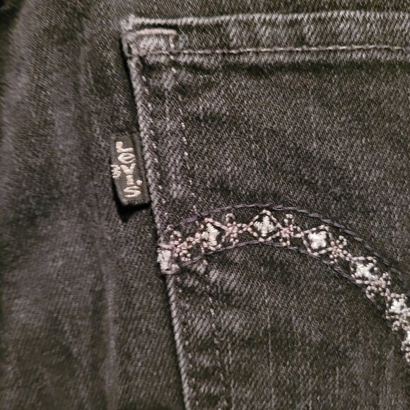Levi Women's Mid Rise Skinny Black Stretch Jeans – Size 4 S - Picture 5 of 5
